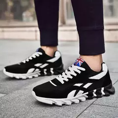 Imagem do Tênis de corrida casual respirável para homens, antiderrapante, absorvente de choque, sapatos de caminhada confortáveis, esportes da moda, novo, 39-48, 2024