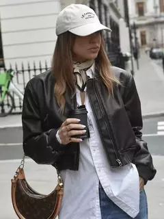 Jaqueta de couro PU feminina, casaco PU, mangas compridas, jaqueta solta, couro gradiente, gola redonda, zíper, locomotiva, curta, lavada - Wolf Magazine