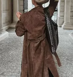 Sobretudo longo de lapela marrom feminino com cinto, Trench coat extragrande, manga completa, Outwear High Street, Vintage, Feminino, Outono, 2024 - Wolf Magazine