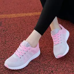 Sapatos de corrida leves e respiráveis para mulheres, calçados esportivos antiderrapantes, ao ar livre, macios, com cordões, moda, tênis