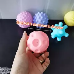 Bebê brinquedos mãos tocar bola sensorial brinquedo infantil chocalho massagem kawaii macio bola tátil desenvolvimento para bebês - Wolf Magazine