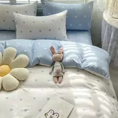Imagem do Blue Hearts Love Bedding Set para meninas e meninos, folha plana de tamanho duplo, capa de edredão e fronha, roupa de cama macia, têxteis domésticos, meninos