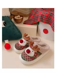 2024 novos chinelos de algodão de natal para mulher bonito dos desenhos animados cervos antiderrapante meninas interior casa sapatos de chão moda festa slides na internet