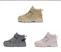 Botas de neve de algodão para crianças, Sapatos quentes grossos, Botas de pele falsa adolescente para crianças, moda tendência, inverno, 2024 - Wolf Magazine