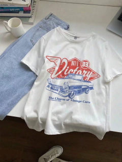Camisetas de algodão de manga curta com decote em o feminino, charme de carros antigos, estampa vitoriosa, tops soltos, roupas de rua femininas, verão - comprar online