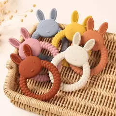 Bebê silicone dentição anel, coelho dos desenhos animados, roedor, comestível, acessórios diy, brinquedos molares, chocalho, 1pc na internet