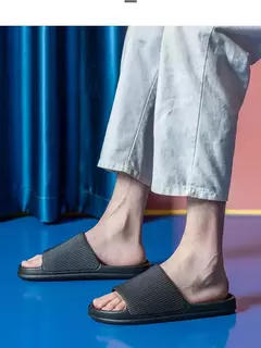 Imagem do Chinelos antiderrapantes de banheiro para homens e mulheres, confortáveis sandálias ao ar livre, flip-flop de praia, sola macia, eva, leve, nova moda, verão