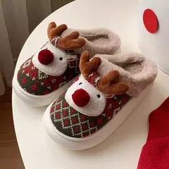Imagem do 2024 novos chinelos de algodão de natal para mulher bonito dos desenhos animados cervos antiderrapante meninas interior casa sapatos de chão moda festa slides