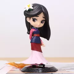 Miniso 14cm princesas q posket figuras elsa anna mulan tinker bell elsa aladdin kawaii boneca brinquedo decoração do bolo modelo menina gif