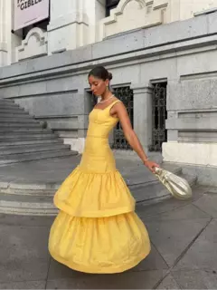 Vestido feminino sem encosto com gola quadrada, estilingues elegantes, vestido com bolo monocromático, Vestes compridas femininas, Festa à noite, Verão, 2022 - Wolf Magazine