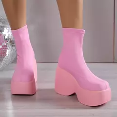 Botas de plataforma chunky gótica para mulheres, botas de couro macias, sapatos de caminhada sexy, sola Matsuke confortável, tamanho 42, nova marca, 2024 na internet