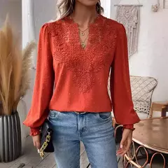 Imagem do Elegante oco out camisa de renda feminina, pulôver profundo com decote V, blusa monocromática, jacquard lanterna manga longa tops, feminino
