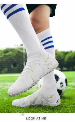 sapato masculino tênis masculino 2024 Homens Sapatos de Futebol Tamanho Grande Ultraleve Botas De Futebol Meninos Tênis Não-Deslizamento AG/TF Chuteiras De Futebol Botas De Tornozelo Unisex - Wolf Magazine