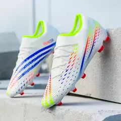 Sapatos de futebol antiderrapante ultraleves para homens, tênis de futebol, chaveiros, alta qualidade, TF, FG, relvado, treinamento - Wolf Magazine