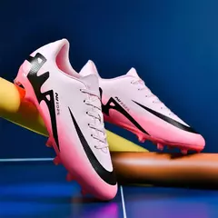 Sapatos de futebol ultraleves longos dos homens, grampos respiráveis, botas de futebol indoor, tênis de treinamento, venda quente, novo, transporte da gota - Wolf Magazine