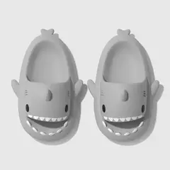 Chinelos de tubarão dos desenhos animados para homens e mulheres, slides internos do banheiro, moda casal, sapatos baixos, sandálias, EVA suave, chinelos de praia, verão na internet
