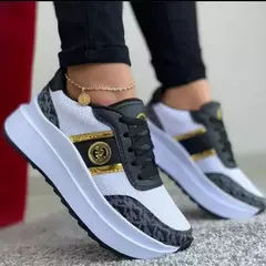 Tênis feminino com cadarço vulcanizada, tênis respirável, cunhas esportivas, calçado feminino plataforma, calçados casuais femininos, moda, 2024 - Wolf Magazine