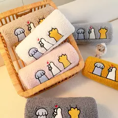 Non-Slip Cordeiro Plush Sofá Capa de Almofada, Tampa De Couro Universal, Grosso Reclinável, Pano Quente, Sala De Estar, Inverno - Wolf Magazine