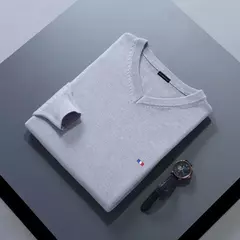 Camisola de cashmere manga comprida masculina com decote em v, pulôveres masculinos padrão, saltadores de tricô, roupas monocromáticas, venda quente - Wolf Magazine