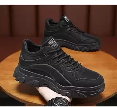 Imagem do Sapatos de sola grossa masculina, botas de deserto, táticas calorosas, strappy nu, moda ao ar livre, novo, inverno, 2023