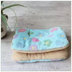 Imagem do Flanela pet esteira cama do cão gato engrossar tapete de dormir cobertor do cão para filhote de cachorro gatinho cama para cães pequenos grandes suprimentos para animais de estimação