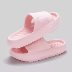 Chinelos de nuvem macia antiderrapante Lucyever para mulheres, Eva confortável, escorregadores de plataforma grossa, chinelos em casa para banheiro, 45, verão, 2022