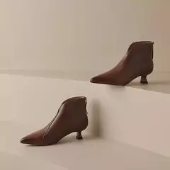 Botas de salto baixo para mulheres, boca rasa, confortável, de escritório, sapatos femininos, alta qualidade, novo, 2024 - Wolf Magazine