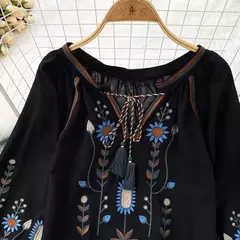 Blusa Bordada Manga Lanterna Longa com Decote V para Mulheres, Moda Casual, Camisas Vintage, Tops Femininos Minoritários, Drop Shipping, Outono - Wolf Magazine