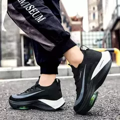 Unisex Lace Up Round Toe Sneakers, amortecimento tênis para mulheres e homens, corrida de instrutor, tênis respirável para casal, moda - Wolf Magazine