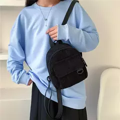 Mini mochila feminina, mochila escolar de veludo simples pequena, grande capacidade, mochila feminina durável, monocromática, casual, viajando, moda - Wolf Magazine