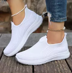 Sapatos femininos leves respiráveis tamanho grande apartamentos para senhora, deslizamento em sapatos casuais esporte ao ar livre tênis moda tênis - Wolf Magazine
