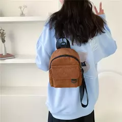 Imagem do Mini mochila feminina, mochila escolar de veludo simples pequena, grande capacidade, mochila feminina durável, monocromática, casual, viajando, moda