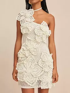 Mini vestido de malha de flor oco feminino, sem mangas, sem encosto, camada dupla, cabeçada irregular, moda feminina, verão