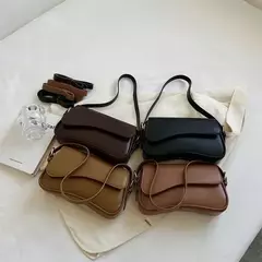 Bolsas crossbody de couro vintage para mulheres, aba pequena, bolsa axila, bolsas axilas e bolsas, designer feminina, 2024 - loja online
