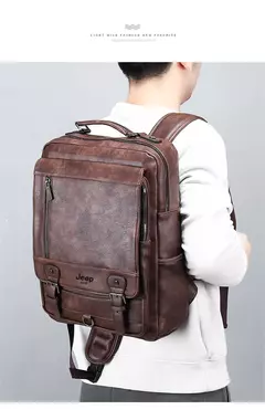 JEEP BULUO-Mochila de Couro Masculina, Bolsa para Laptop, Grande Capacidade, Negócios, Viagem, Universidade, Escola, Mochilas, Moda, Masculino, 15,6";;VERDADEIRO;;"Brown na internet