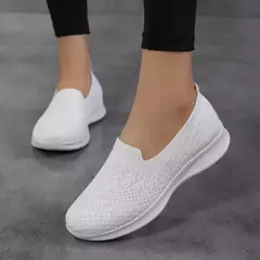 2024 Mulheres Marca Sapatos Baixos Leve Slip On Macio Diário Casual Sneakers Respirável Macio Stretch Sapatos Esportivos - Wolf Magazine