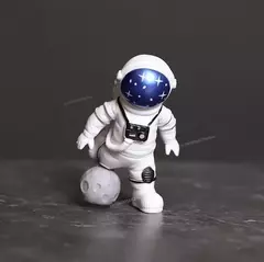 4 pcs Astronauta Figura Estátua Estatueta Spaceman Escultura Brinquedo Educacional Desktop Home Decoração Astronauta Modelo Para Crianças Presente na internet