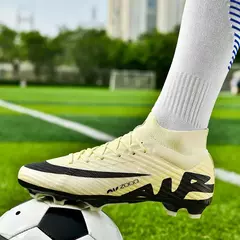 Sapatos de futebol masculino de sola FG, sapatos de gramado ao ar livre, grampos longos especiais, botas esportivas de equipe superior alta, resistência ao desgaste, tamanho 36-45 na internet