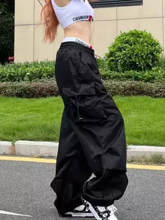 Y2k pára-quedas calças pretas mulheres hippie streetwear bolsos grandes calças de carga harajuku perna larga baggy sweatpants - comprar online