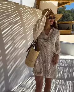 Imagem do Mini vestido de malha praia de cor sólida feminino, sexy oco fora, maiô de manga comprida para cobrir, feriado Boho, moda praia solta, verão, K17