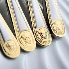 Imagem do Vintage ocidental banhado a ouro louça, jantar garfo e faca Set, talheres de ouro Set, aço inoxidável, talheres gravura