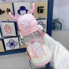 Garrafa de água Deer Horn para crianças, grande capacidade, copo de palha de plástico, estudante, menina kawaii, crianças, desenhos animados, 500ml - comprar online