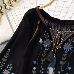 Imagem do Blusa Bordada Manga Lanterna Longa com Decote V para Mulheres, Moda Casual, Camisas Vintage, Tops Femininos Minoritários, Drop Shipping, Outono
