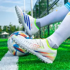 Sapatos de futebol antiderrapante ultraleves para homens, tênis de futebol, chaveiros, alta qualidade, TF, FG, relvado, treinamento - loja online