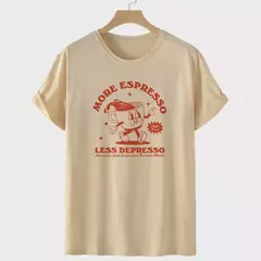 Tees gráficos retrô para mulheres, mais café expresso, manga curta, camisa engraçada do café, camiseta do amor do café, tops bonitos da cafeína, presentes, anos 90 - Wolf Magazine