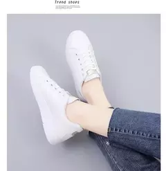 Sapatos casuais de couro pu para mulheres, tênis brancos bordados, sapatos com cordões de flores respiráveis, nova moda, 2024 - comprar online