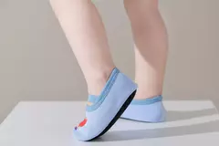 Meias internas quentes antiderrapantes para crianças, sapatos de bebê, meninos e meninas, parque de diversões, jardim de infância, bebê - Wolf Magazine