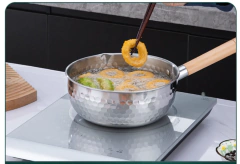 Imagem do 430 panela de sopa de aço inoxidável pote de leite frigideira wok punho de madeira casa japonês panela de neve utensílios cozinha panelas