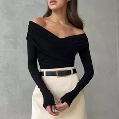 Camisas de ombro feminino, camisas curtas, frente cruzado, manga comprida, tops slim fit, roupas femininas, clubwear, streetwear feminino, moda - Wolf Magazine