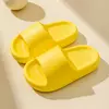Chinelos antiderrapantes de Eva de sola grossa para crianças, Chinelos de banheiro para crianças, Sola macia, Sandálias de slide ao ar livre para meninos e meninas